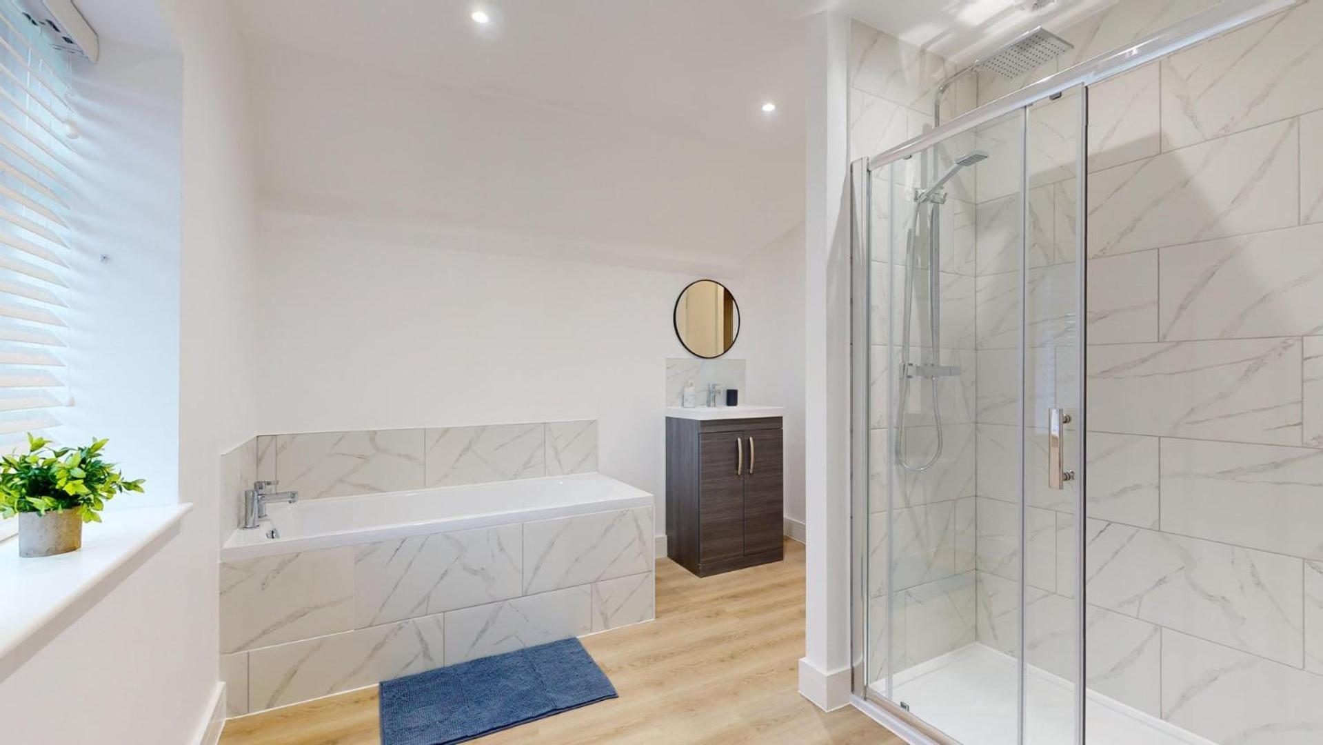 Impressive Two Bedroom | Wifi Cardiff Luaran gambar